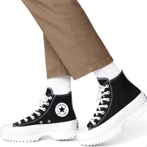 CONVERSE CHUCK TAYLOR ALL STAR LUGGED 2.0 LEATHER|SIZE WO'S 8.5/ MENS6.5| W/B